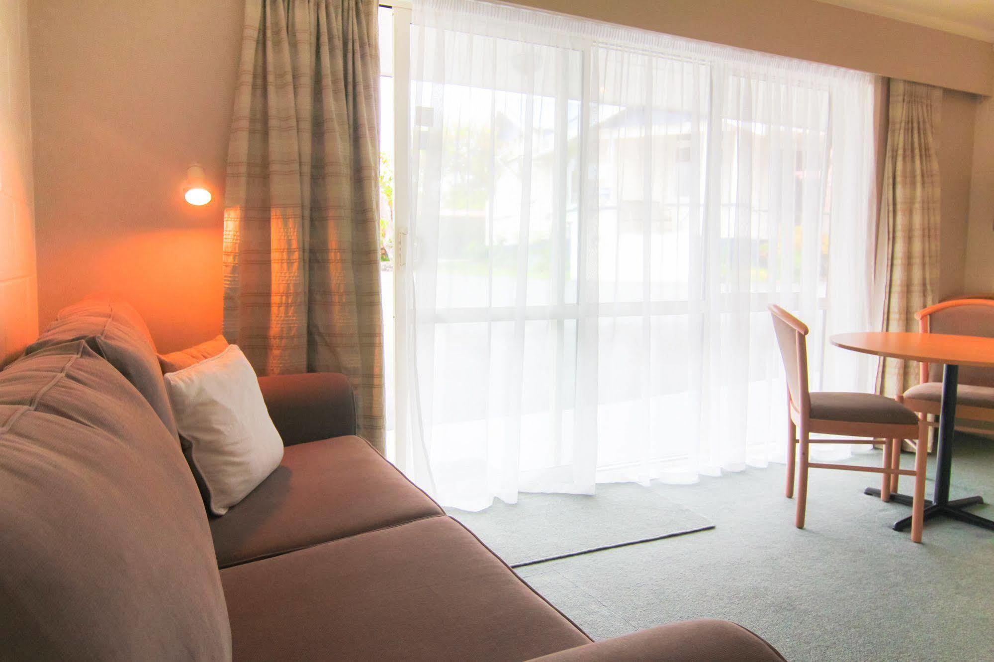 Broadway Lodge Motel Stratford Eksteriør billede