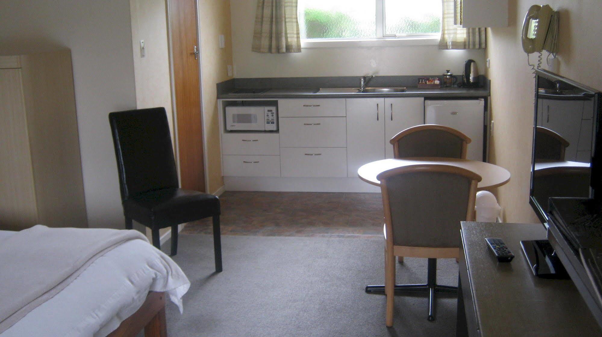 Broadway Lodge Motel Stratford Eksteriør billede